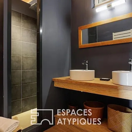 Loft Rehabilite Dans Ancienne Menuiserie A 1km De La Villa